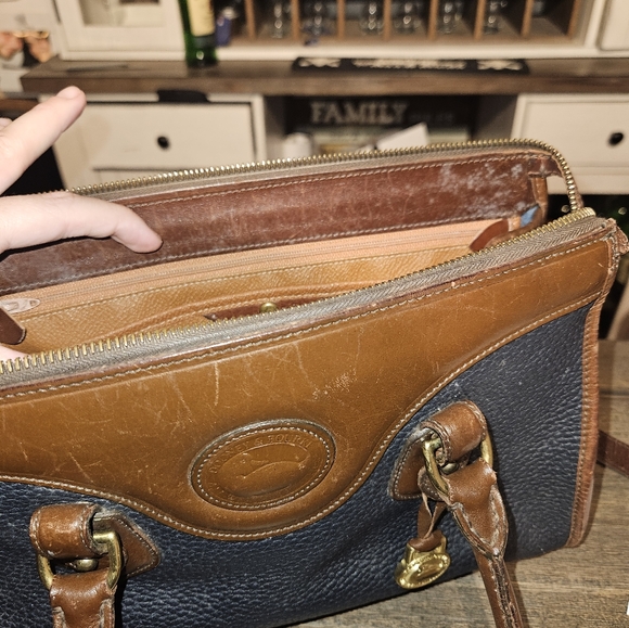 Dooney and Bourke Vintage All Weather Pebbled Leather Satchel Handbag Navy Blue - Picture 9 of 11